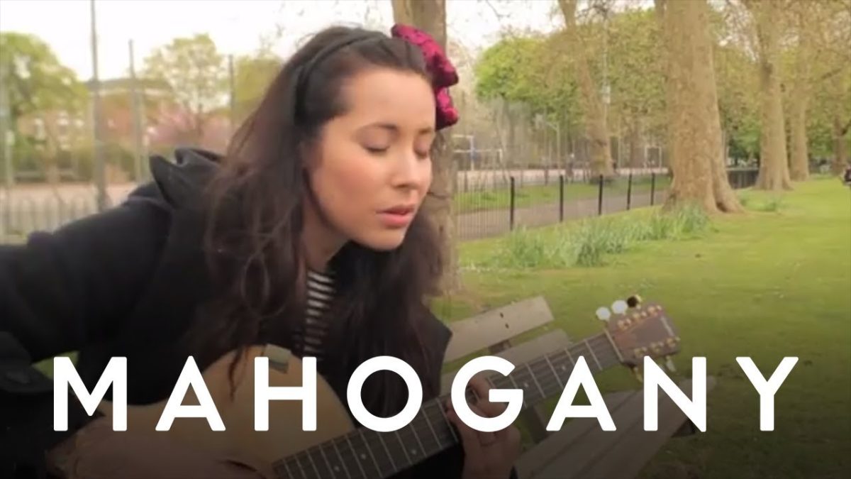 Nerina Pallot - Put Your Hands Up | Mahogany Session