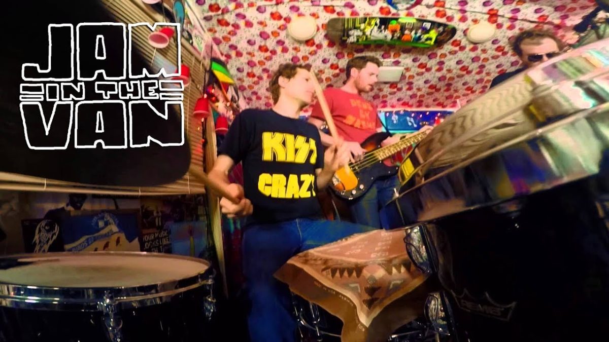 OLIN & THE MOON - "Every Summer" (Live in Los Angeles, CA) #JAMINTHEVAN