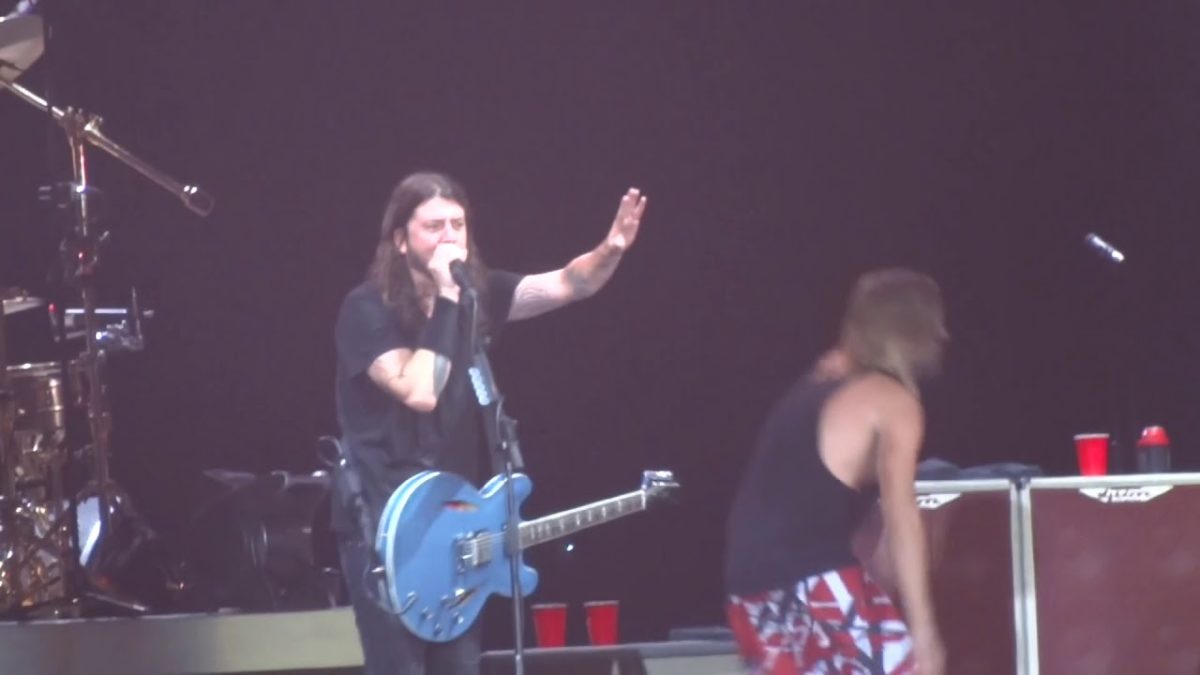 FOO FIGHTERS : Under Pressure : {1080p HD} : Wrigley Field : Chicago, IL : 7/30/2018