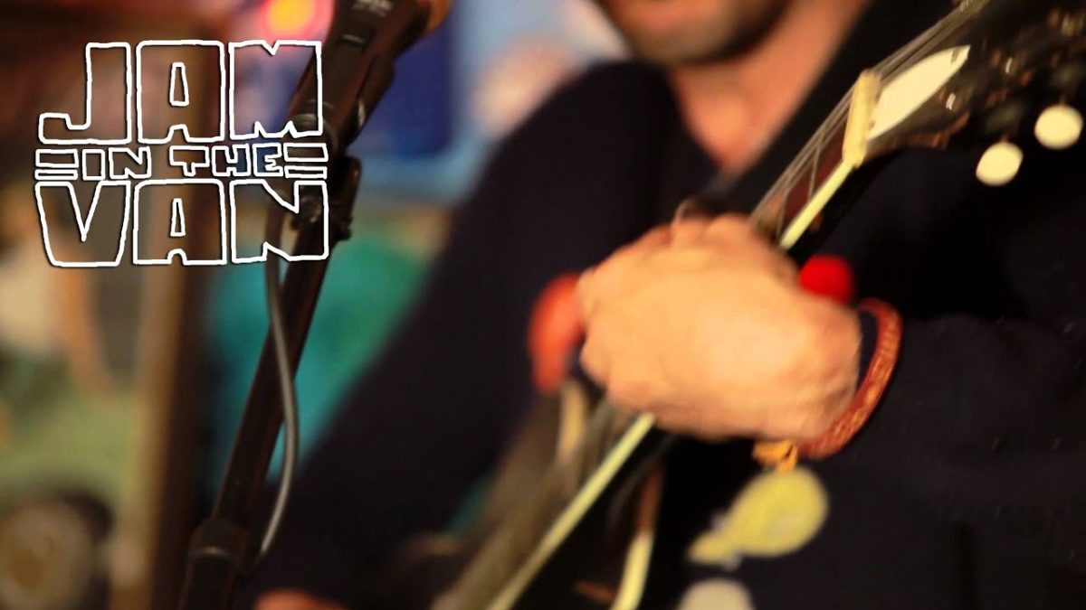 CORNERS - "Caught in Frustration" (Live at Moon Block Party 2014) #JAMINTHEVAN