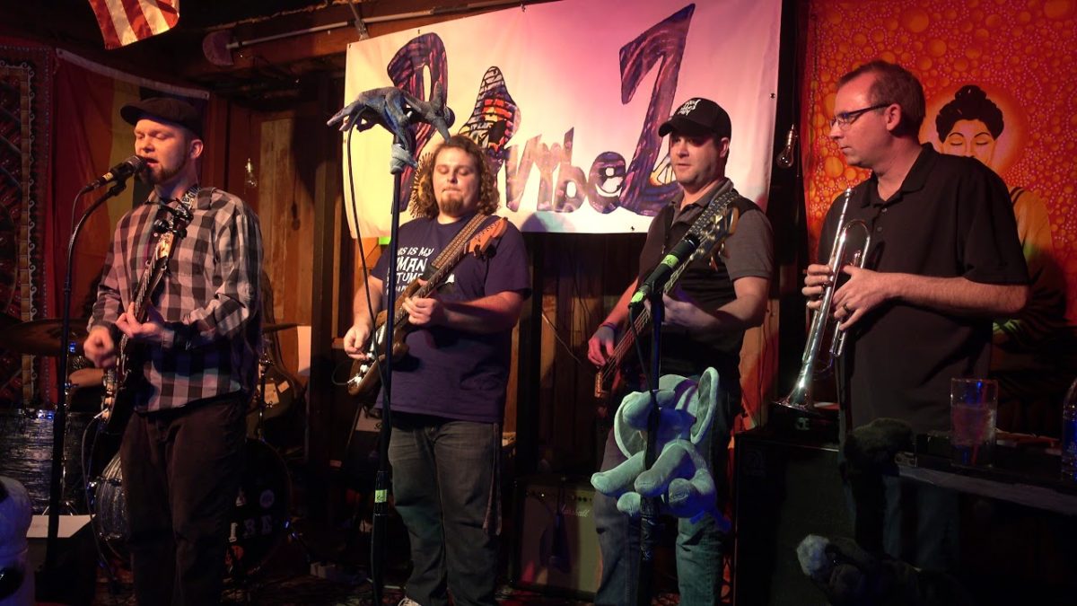 PoSiTiViBeZ : Entire 1st Set : {4K Ultra HD} : The Red Barn : Peoria, IL : 2/15/2020