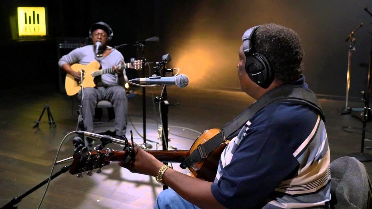 Acoustic Africa featuring Habib Koite & Vusi Mahlasela - Africa (Live on KEXP)