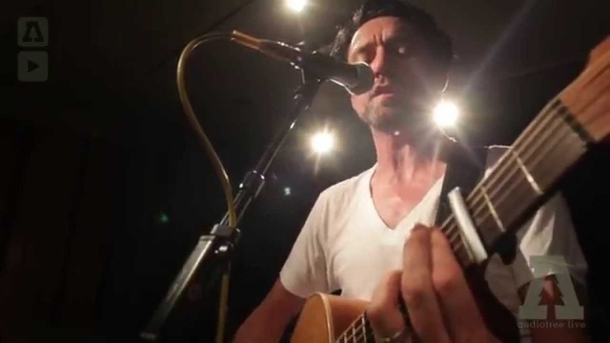 Paul Dempsey - Bats - Audiotree Live