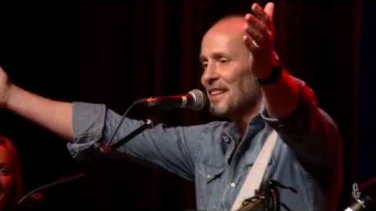 Paul Thorn - I Hope I’m Doing This Right (eTown webisode #1412)
