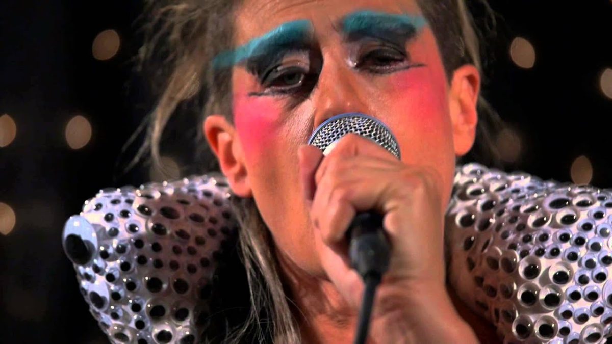 Peaches - Full Performance (Live on KEXP)