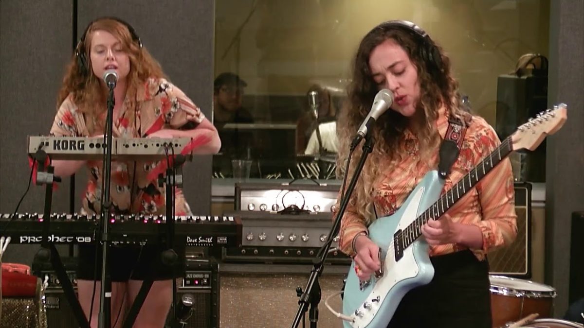 Pearl Earl - Captain Howdy - Daytrotter Session - 7/3/2018