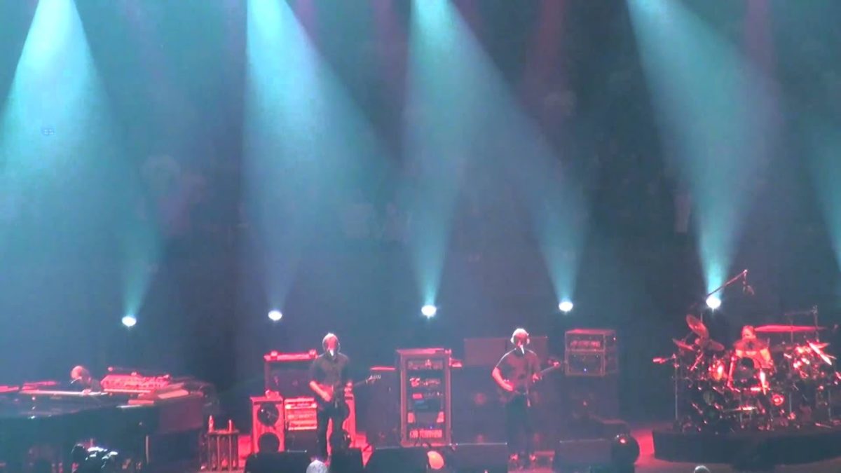 Phish | 01.01.11 | Walk Away