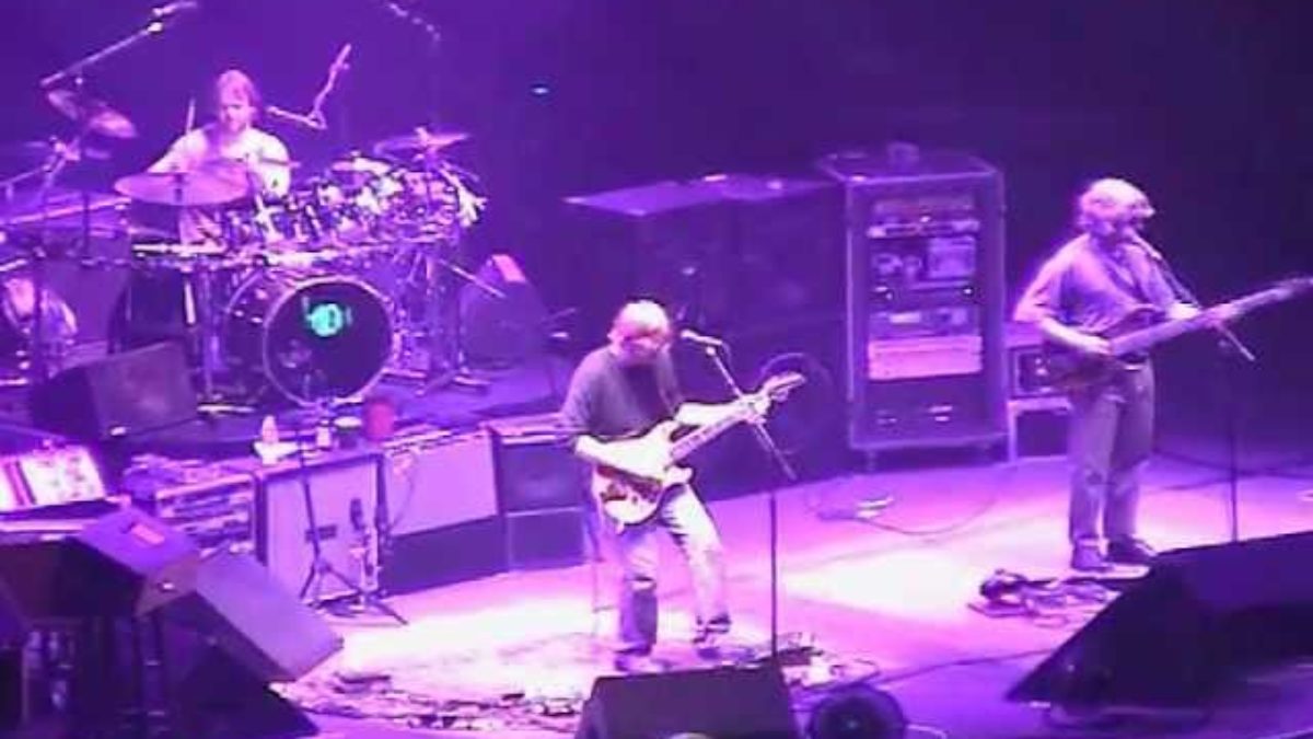 Phish - 02.22.03 - Piper -- Weekapaug Groove