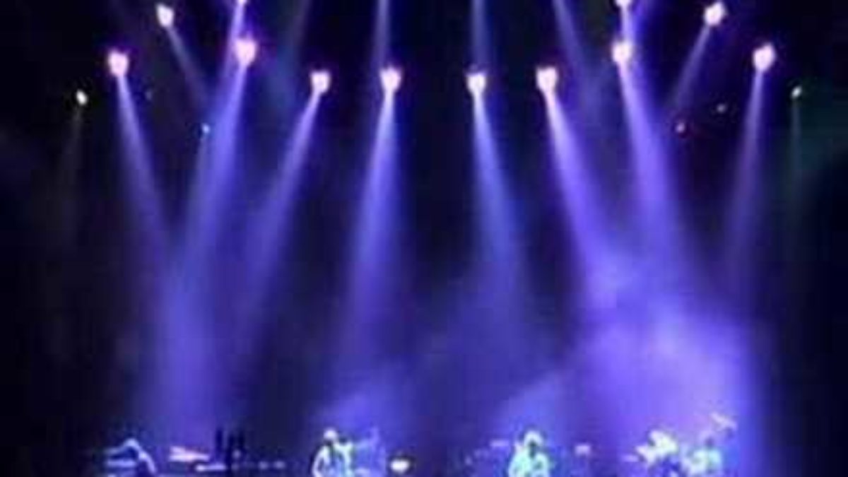 Phish - 04.02.98 - Punch You In The Eye - Part I