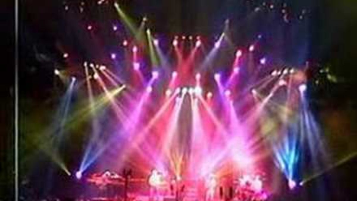 Phish - 04.02.98 - Simple