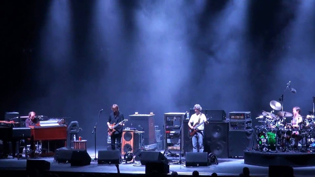 Phish | 06.17.10 | Mike's Song | Comcast Theatre - Hartford, CT