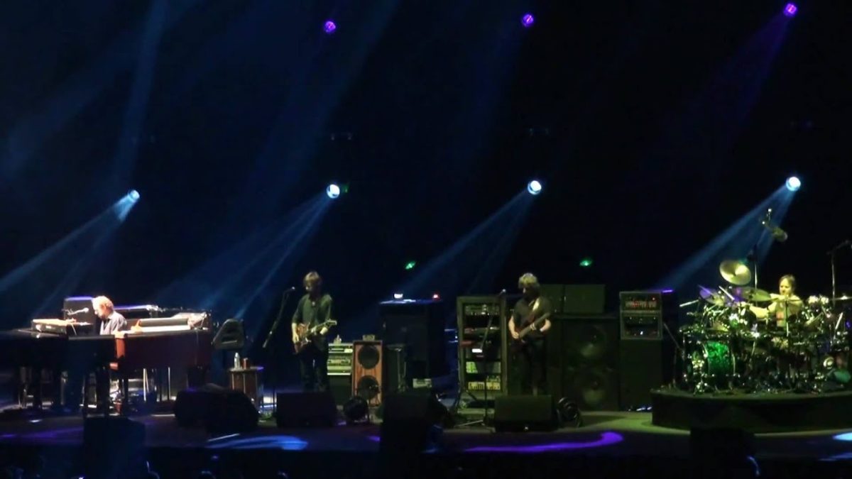 Phish | 06.18.10 | Summer of '89 | Comcast Theatre - Hartford, CT