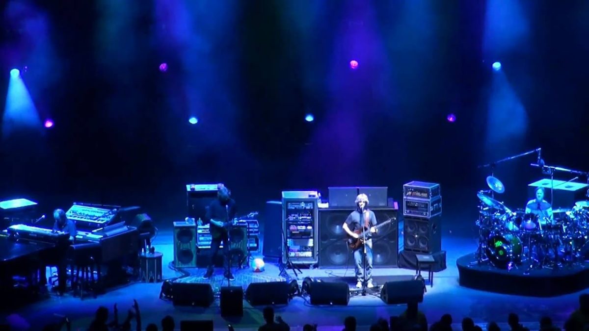 Phish | 08.17.10 | Funky Bitch | Jones Beach Theater - Wantagh, NY
