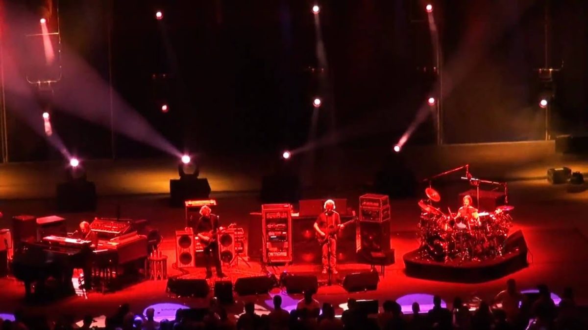 Phish | 08.17.10 | Golgi Apparatus | Jones Beach Theater - Wantagh, NY