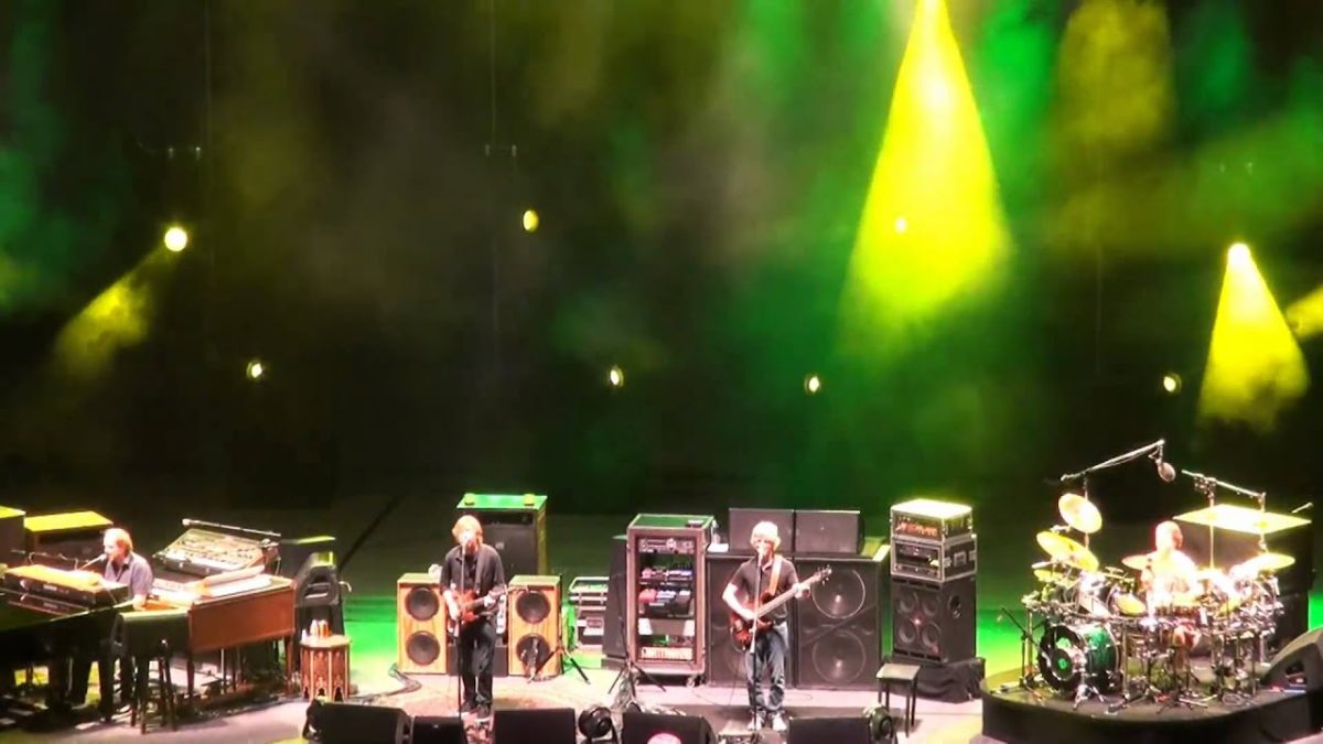 Phish | 08.18.10 | Sample in a Jar | Jones Beach Theater - Wantagh, NY