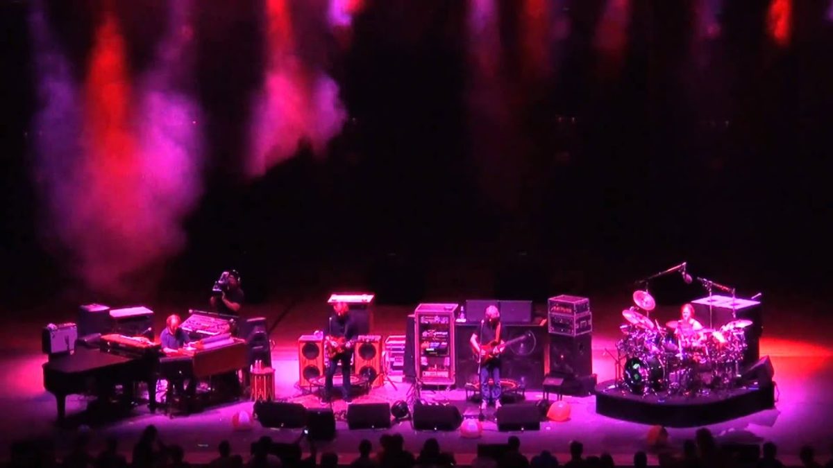 Phish | 08.18.10 | You Enjoy Myself part 1 | Jones Beach Theater - Wantagh, NY