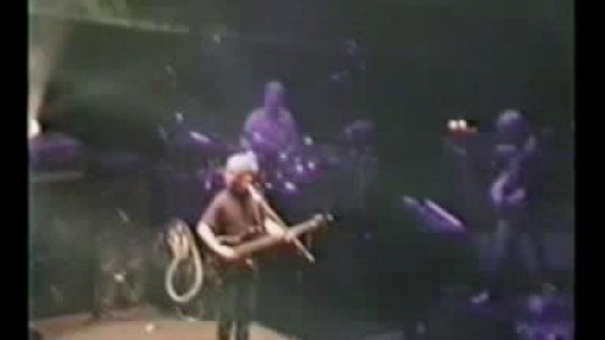 Phish - 09.09.00 - Run Like an Antelope - Part II
