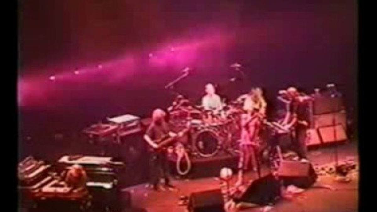 Phish - 09.09.00 - Sand - Part II