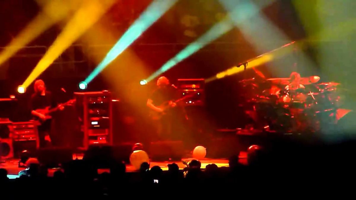 Phish - 10.22.10 - Julius