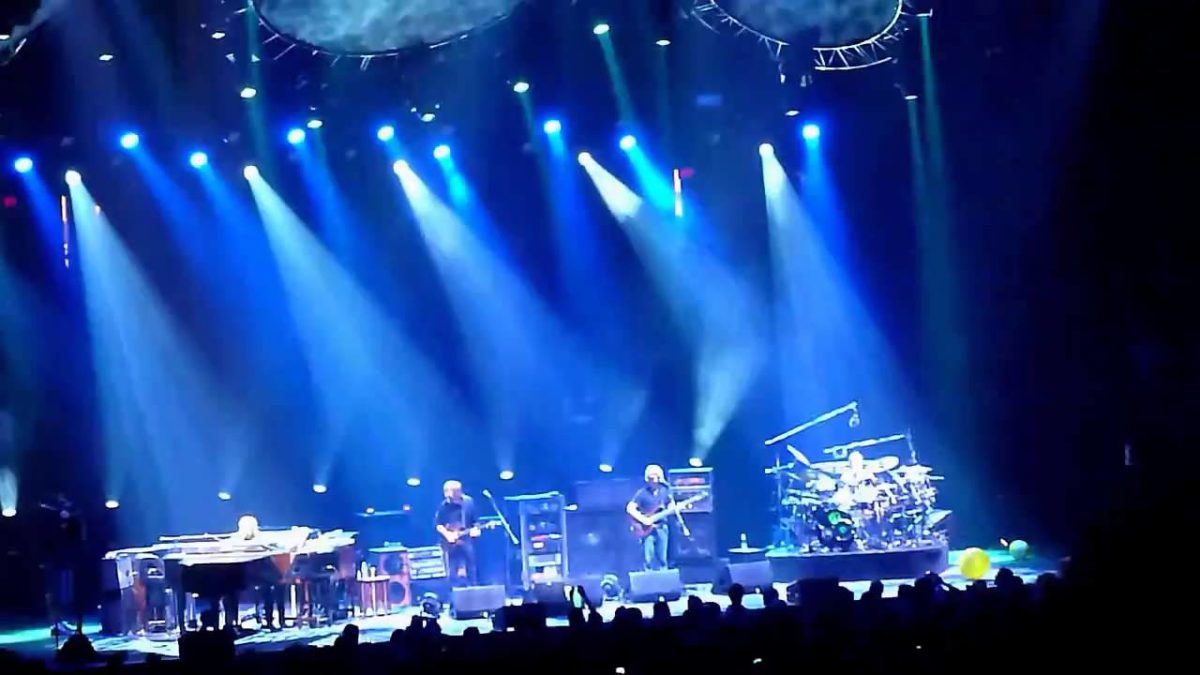 Phish - 10.22.10 - My Problem Right There