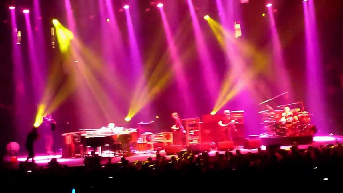 Phish - 10.22.10 - NICU -- Sample In a Jar