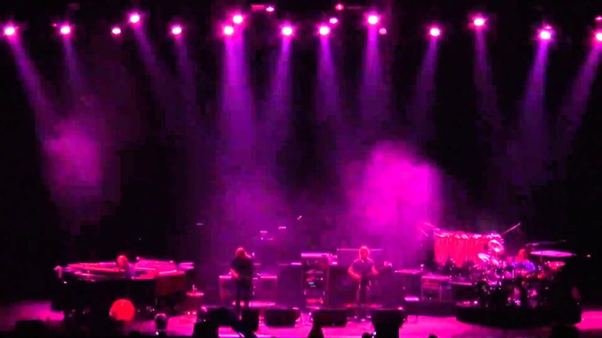 Phish | 10.31.10 | You Enjoy Myself part 1