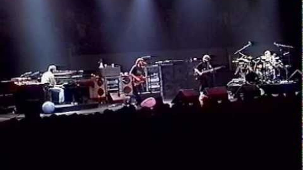 Phish - 11.22.97 - Tweezer