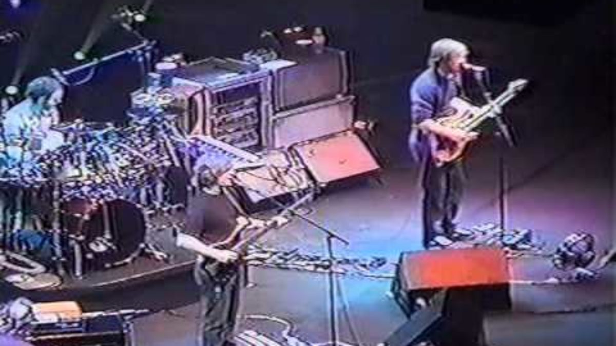 Phish - 12.03.99 - Billy Breathes
