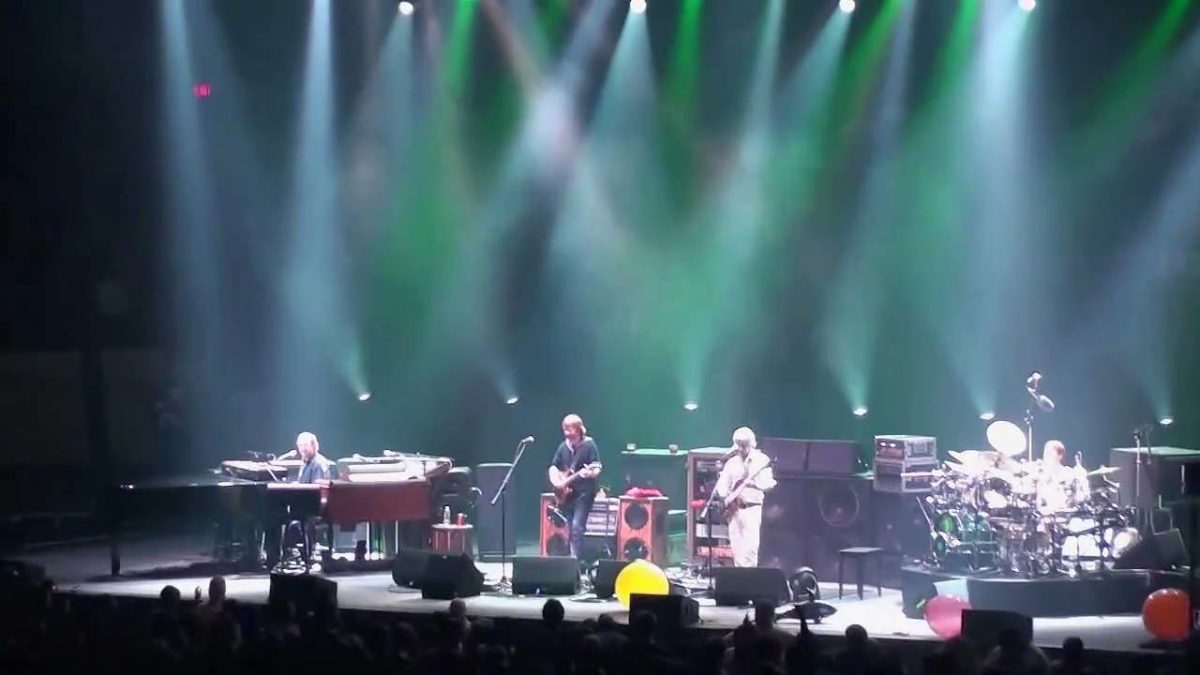 Phish - 12.27.10 - Possum -- Cavern