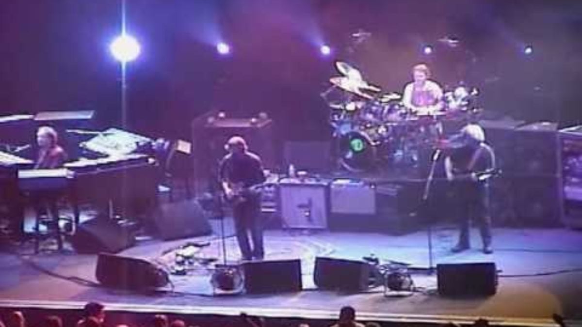 Phish - 12.28.03 - AC/DC Bag