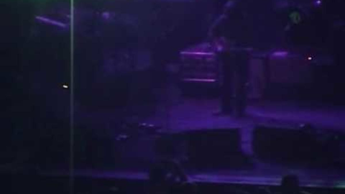 Phish - 12.28.03 - David Bowie - Part II