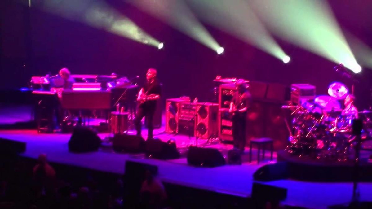 Phish - 12.28.10 - Carini