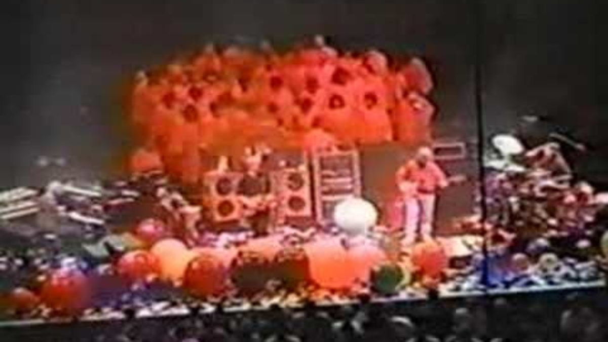 Phish 1996-12-31 Bohemian Rhapsody, Fleet Center, Boston