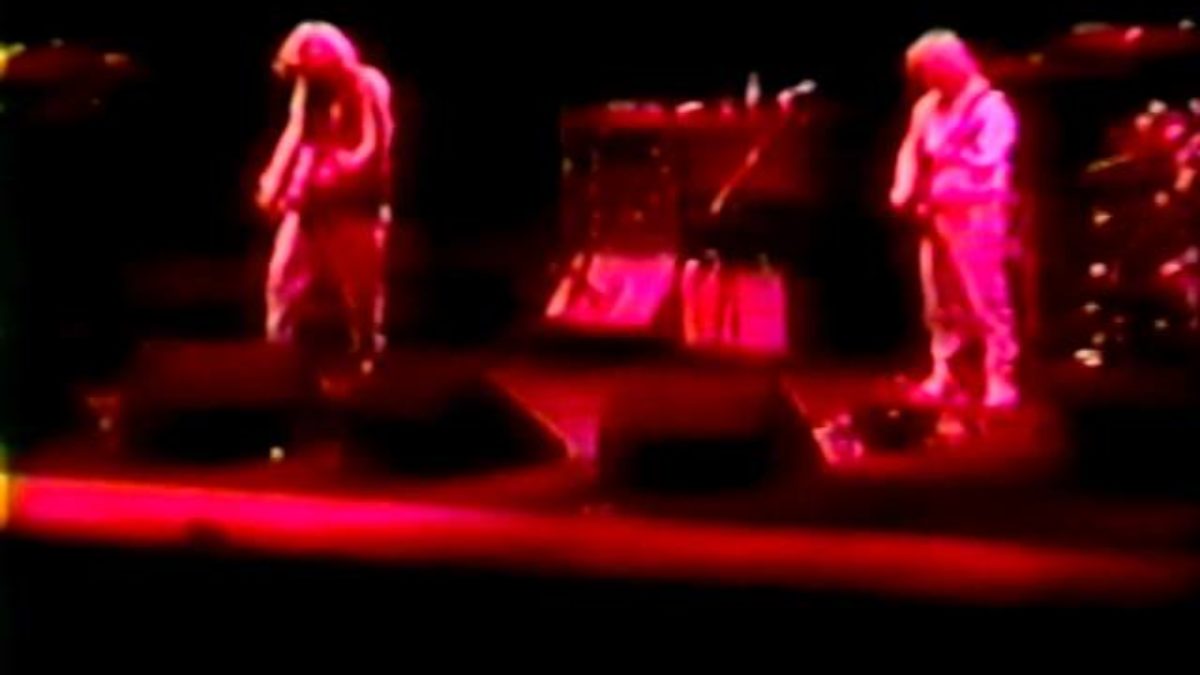 Phish 1998 -07-17 Gorge, Set 2 Character 0