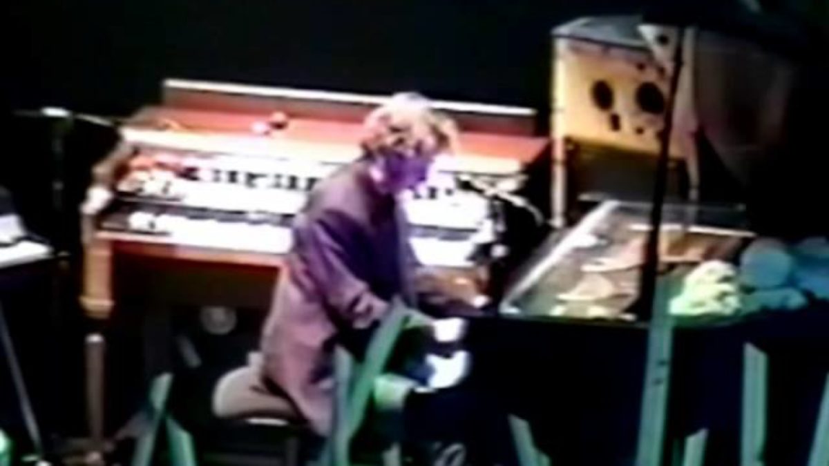 Phish - Foam - 12/29/93 - New Haven, CT