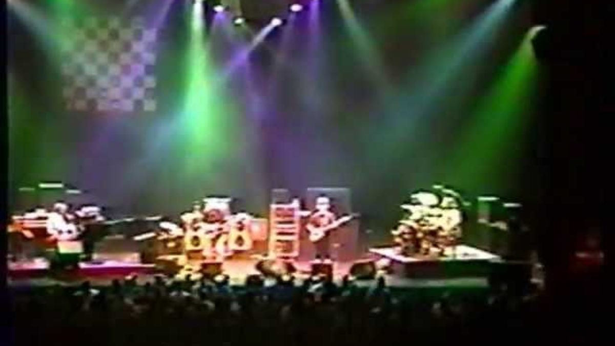 Phish - Run Like An Antelope - 11/30/95 - Dayton, OH