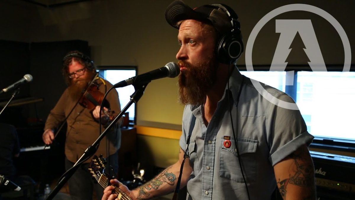 Quiet Hollers - Mont Blanc - Audiotree Live (4 of 5)