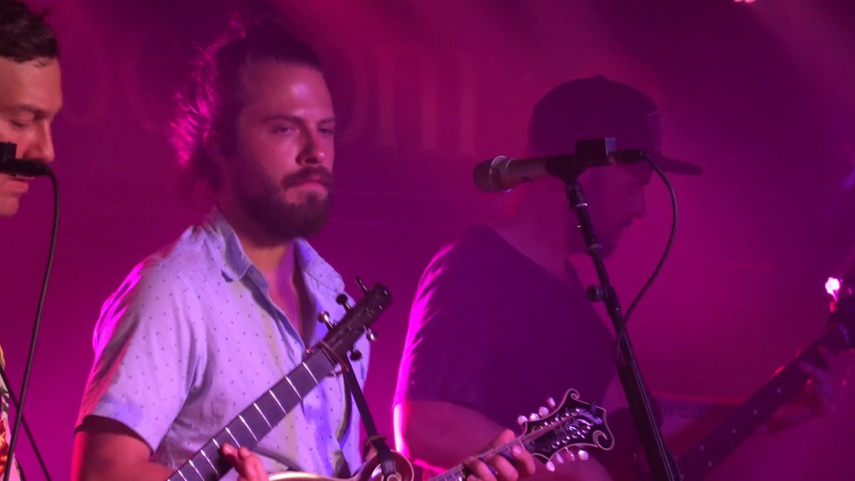 YONDER MOUNTAIN STRING BAND : Take A Chance On Me : {4K Ultra HD} : Kenny's : 8/7/2019