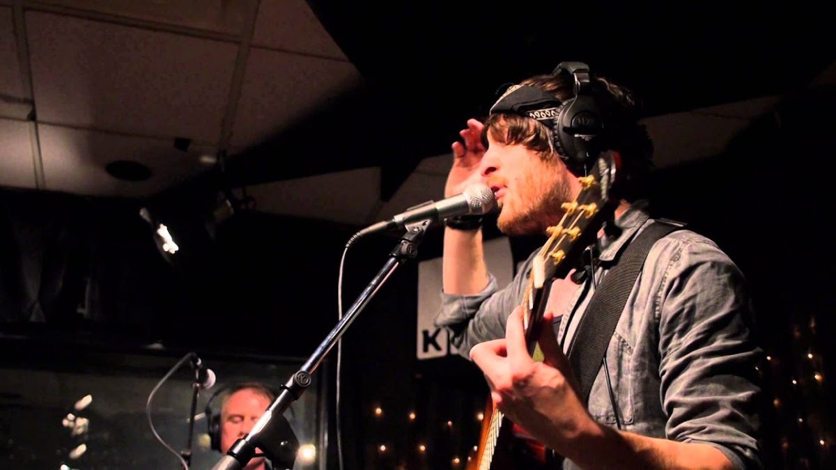 Ravenna Woods - Nightrunners (Live on KEXP)