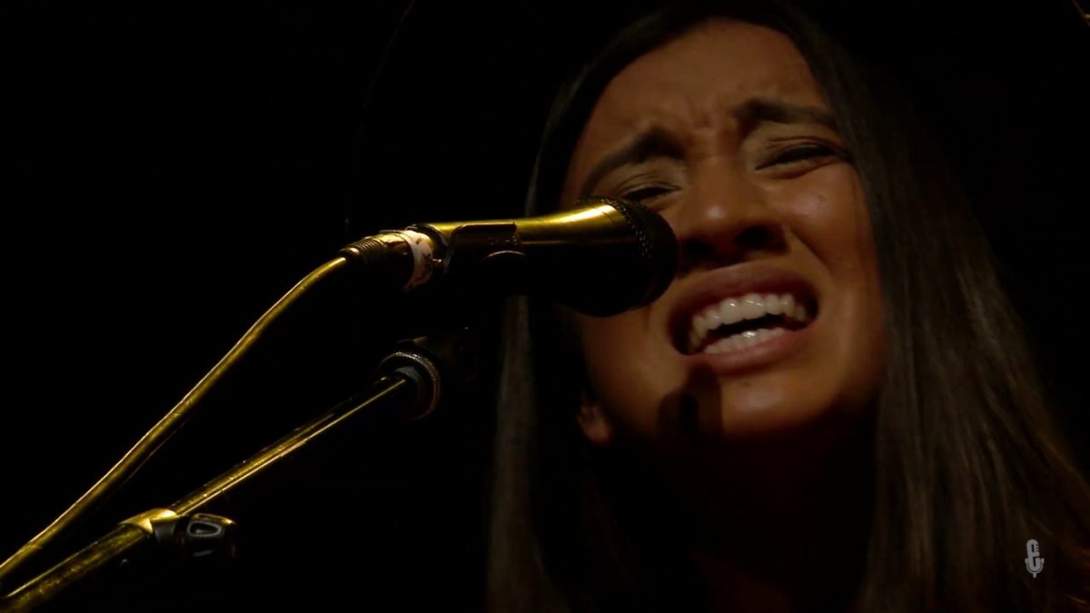 Raye Zaragoza - Fight for You (Live on eTown)