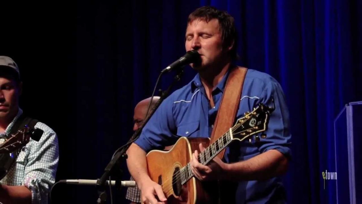 Reed Foehl - "Once An Ocean" (eTown webisode #327)
