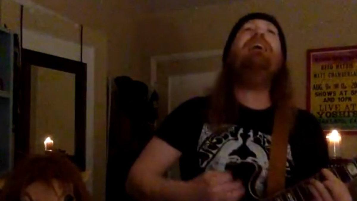 Reed Mathis Covers Trey Anastasio’s Brand New Song During 'Quarantine Medicinal Jams'