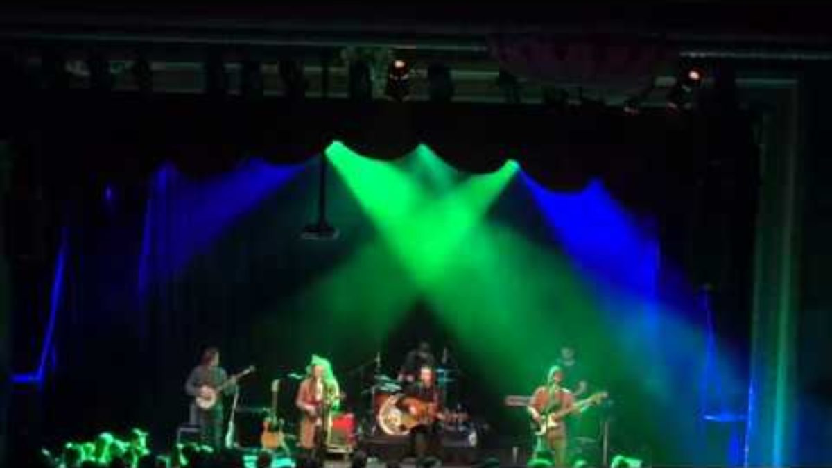 THE WAY DOWN WANDERERS : Patient Pretender : {4K Ultra HD} : Castle Theater : Bloomington : 3/9/2019