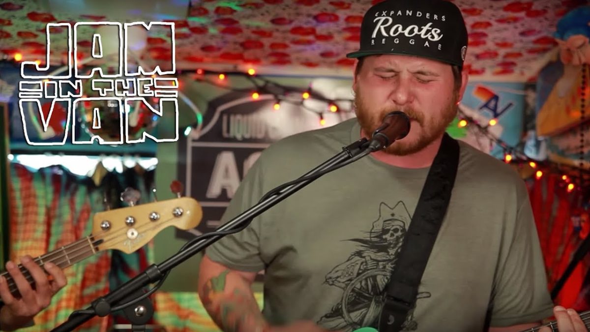 SUN DRIED VIBES - "Back 2 Square 1" (Live from California Roots 2015) #JAMINTHEVAN