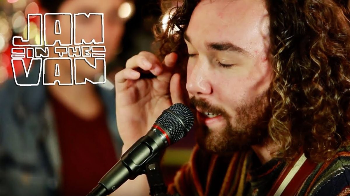 ARMS AKIMBO - "Seven Mirrors" (Live at JITV HQ in Los Angeles, CA) #JAMINTHEVAN