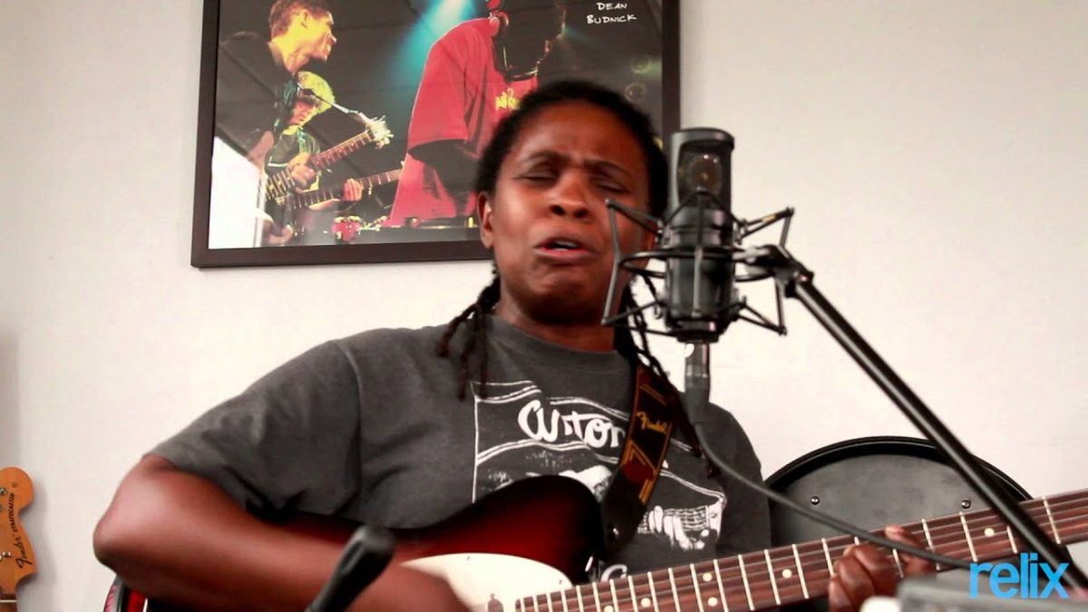 Ruthie Foster "Singing The Blues"