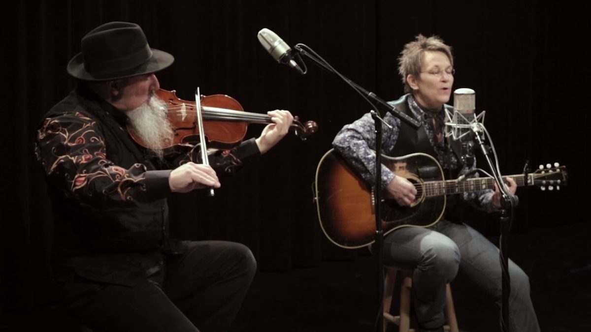 Mary Gauthier - Bullet Holes in the Sky - 2/7/2018 - Paste Studios - New York - NY