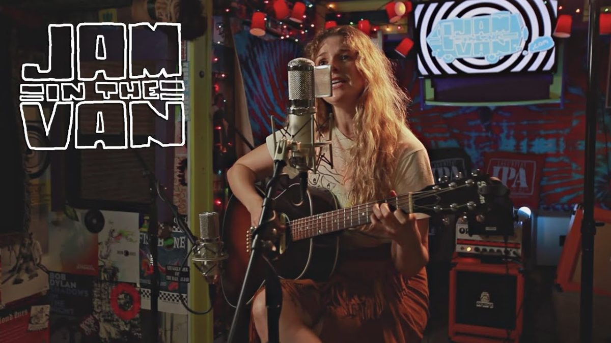 LESLIE STEVENS - "Everybody Drinks and Drives..." (Live at JITV HQ in Los Angeles, CA) #JAMINTHEVAN