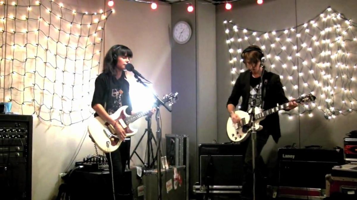 School of Seven Bells - Half Asleep (Live on KEXP)