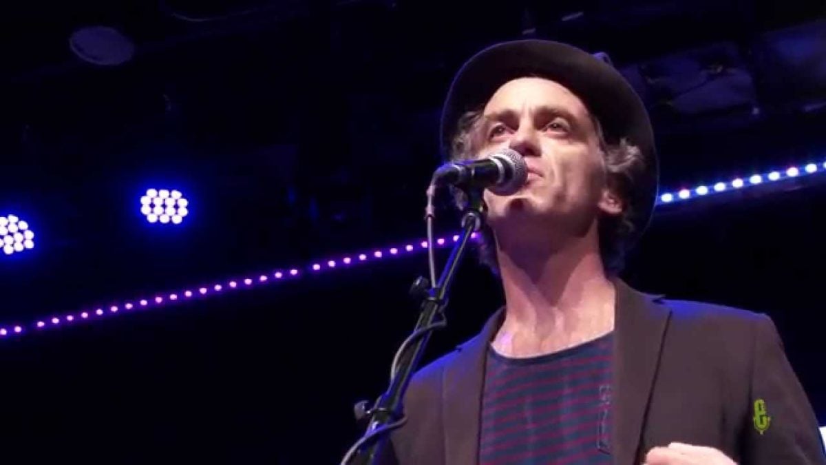 Sean Hayes - "Drop Down" (eTown webisode #685)